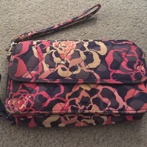 Vera Wristlet